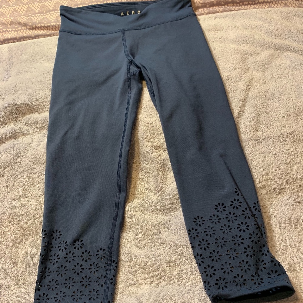 Aeropostale Cropped Active Leggings